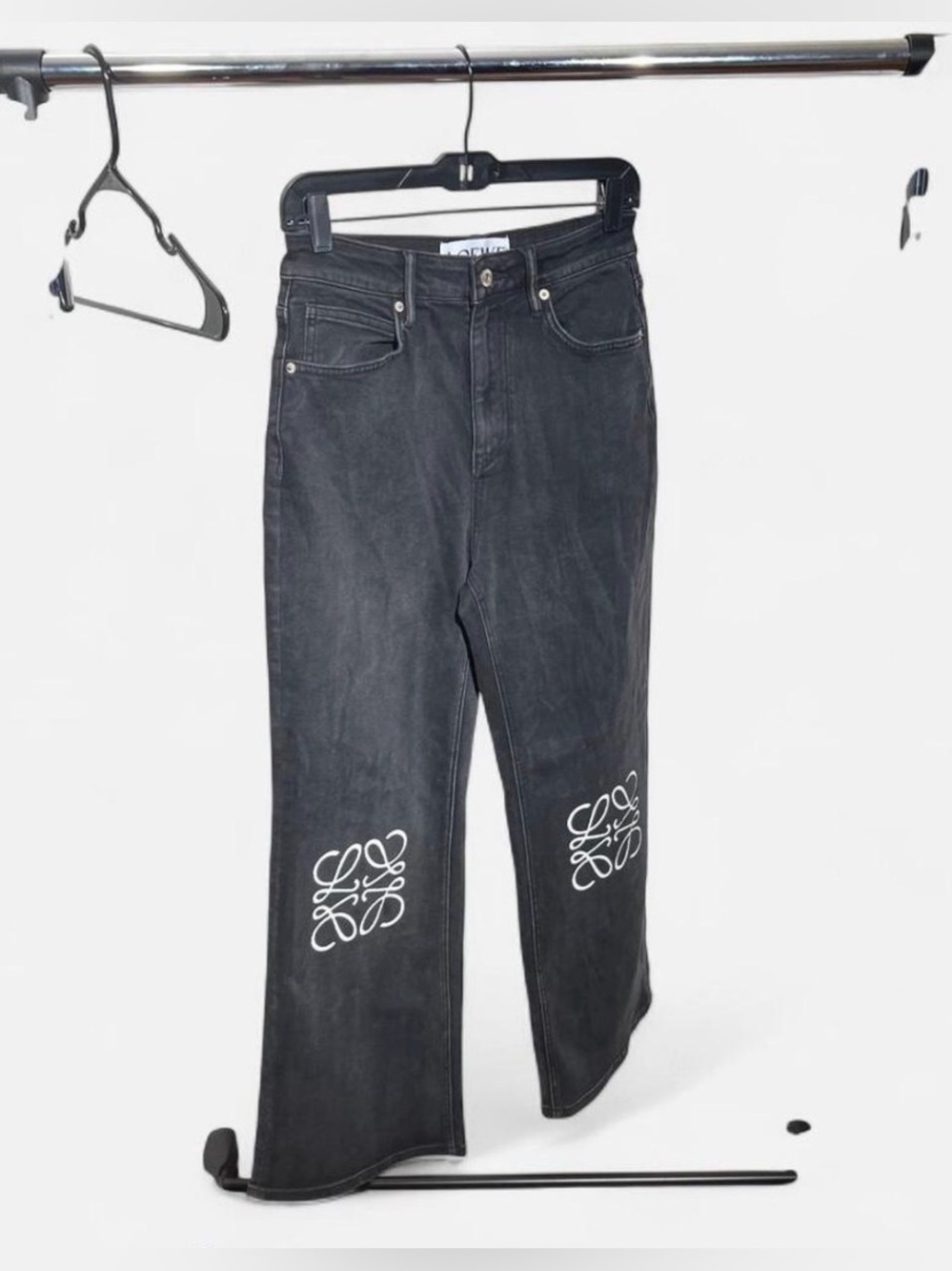 LOEWE Anagram baggy jeans
Women’s 27/28